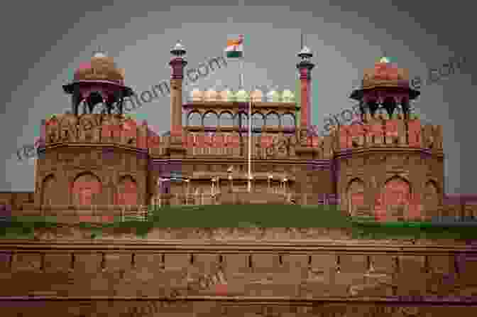 Panoramic View Of The Majestic Red Fort In New Delhi New Delhi: New Annotated Edition