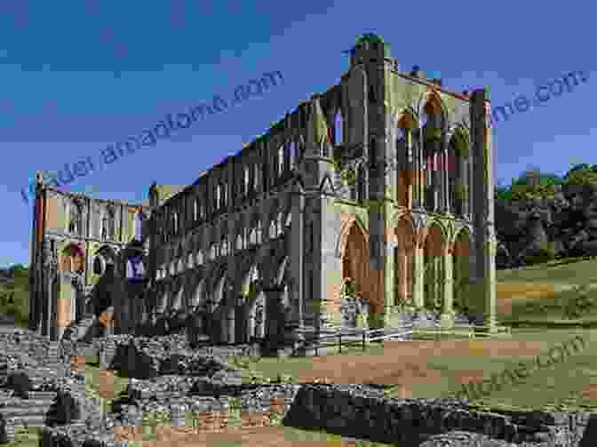 Rievaulx Abbey, A Serene Cistercian Ruin English Cathedrals: England S Magnificent Cathedrals And Abbeys (Collins Little Books)